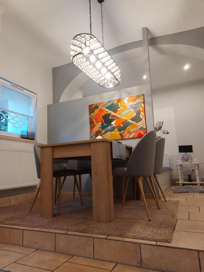 Apartament Przy Ratuszu Boguszow-Gorce Ngoại thất bức ảnh